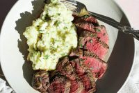 Pan-Seared Filet Mignon with Gorgonzola Mashed Potatoes