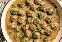 Skillet Swedish Meatballs with Creamy Gravy