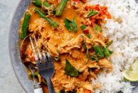 Slow Cooker Thai Red Curry with Chicken and Vegetables