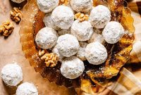 GoGo’s Russian Teacakes Recipe: Classic Powdered Sugar Cookies