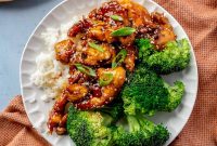 Paleo Sesame Chicken Recipe (Gluten-Free, Low-Carb)