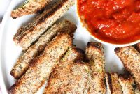 Crispy Baked Zucchini Fries with Garlic Parmesan
