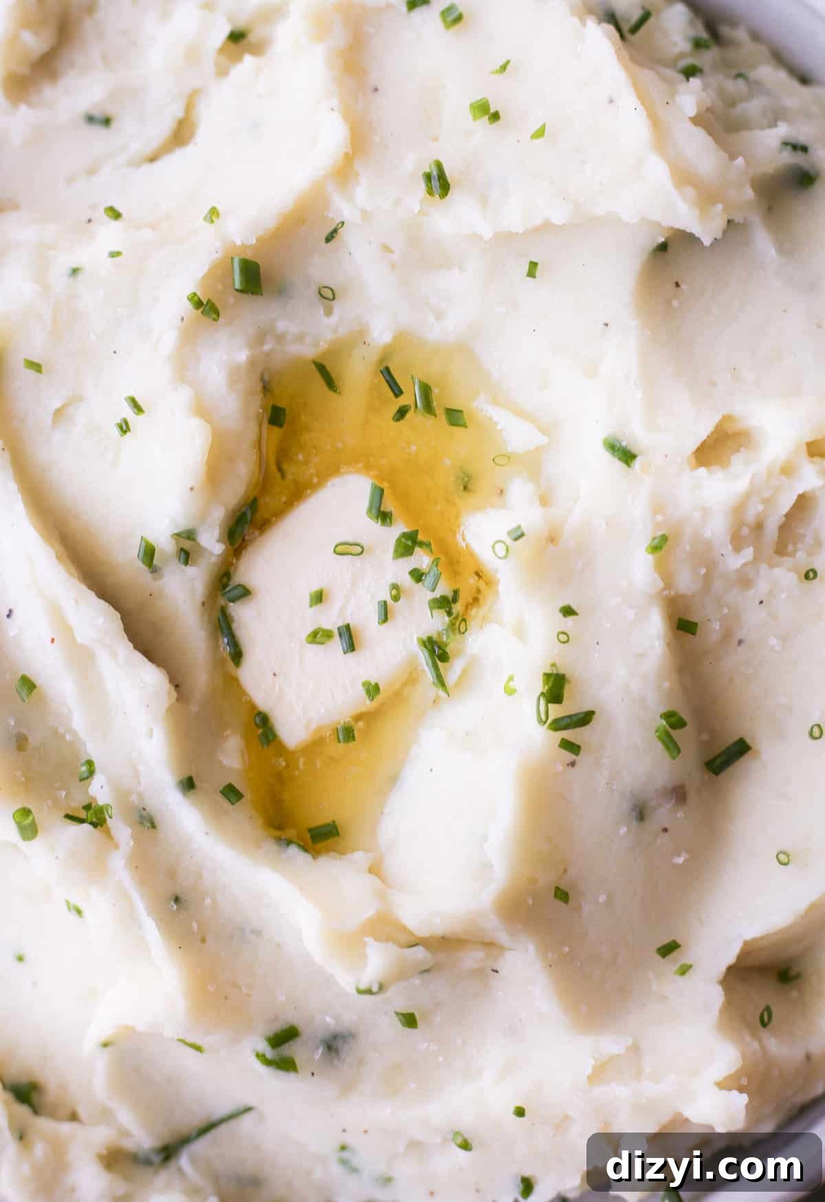Roasted Garlic Whipped Potatoes