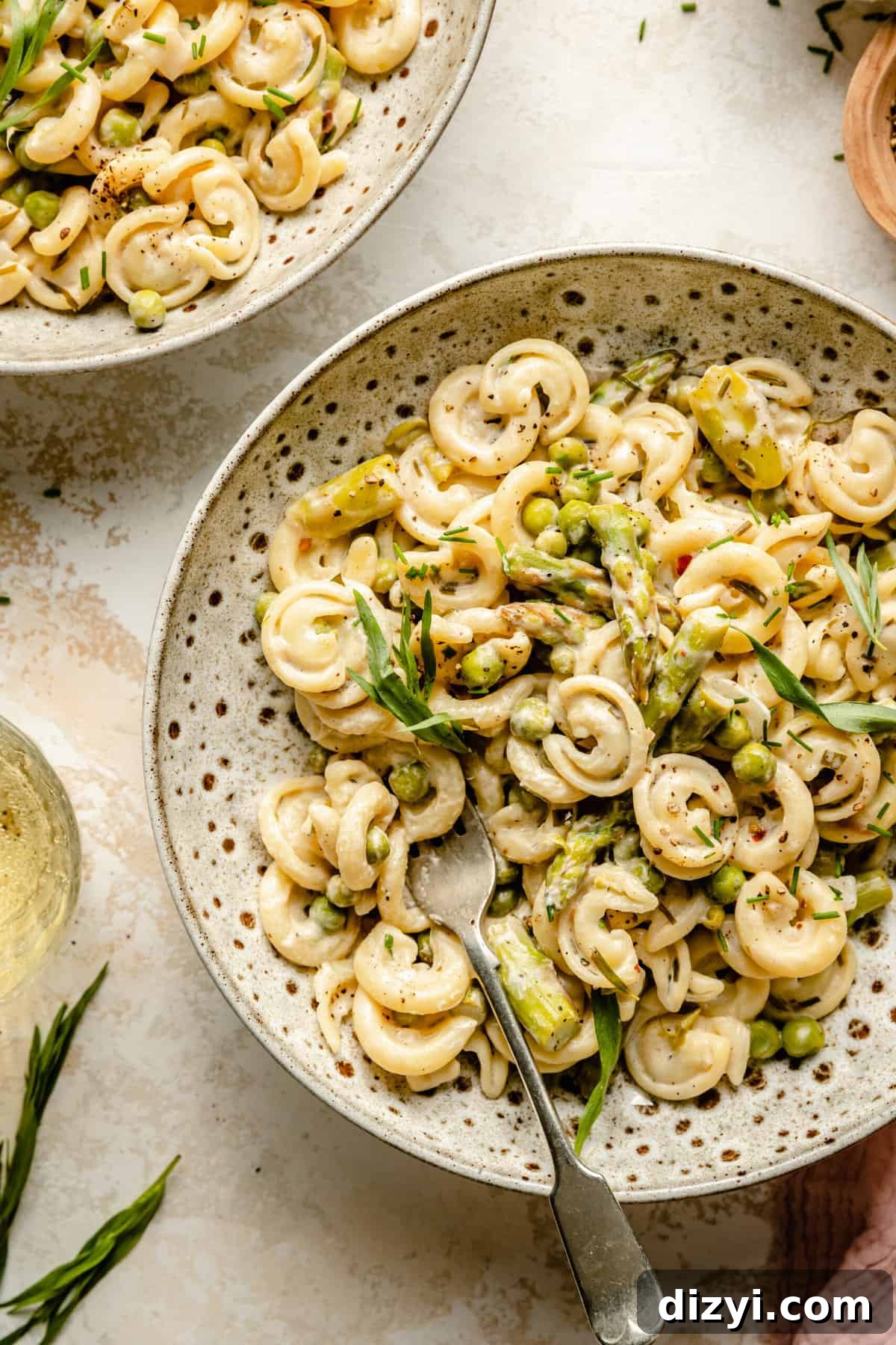 Creamy Goat Cheese Pasta with Asparagus and Peas Recipe 3 Creamy Goat Cheese Pasta with Asparagus and Peas