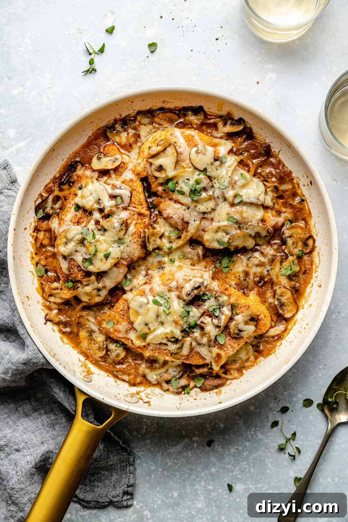 skillet french onion chicken with mushrooms