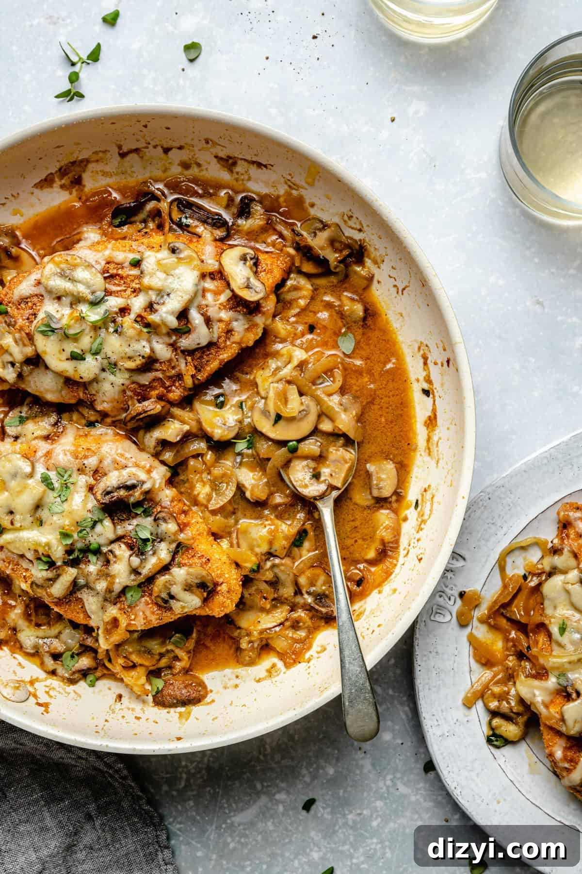 skillet french onion chicken with mushrooms