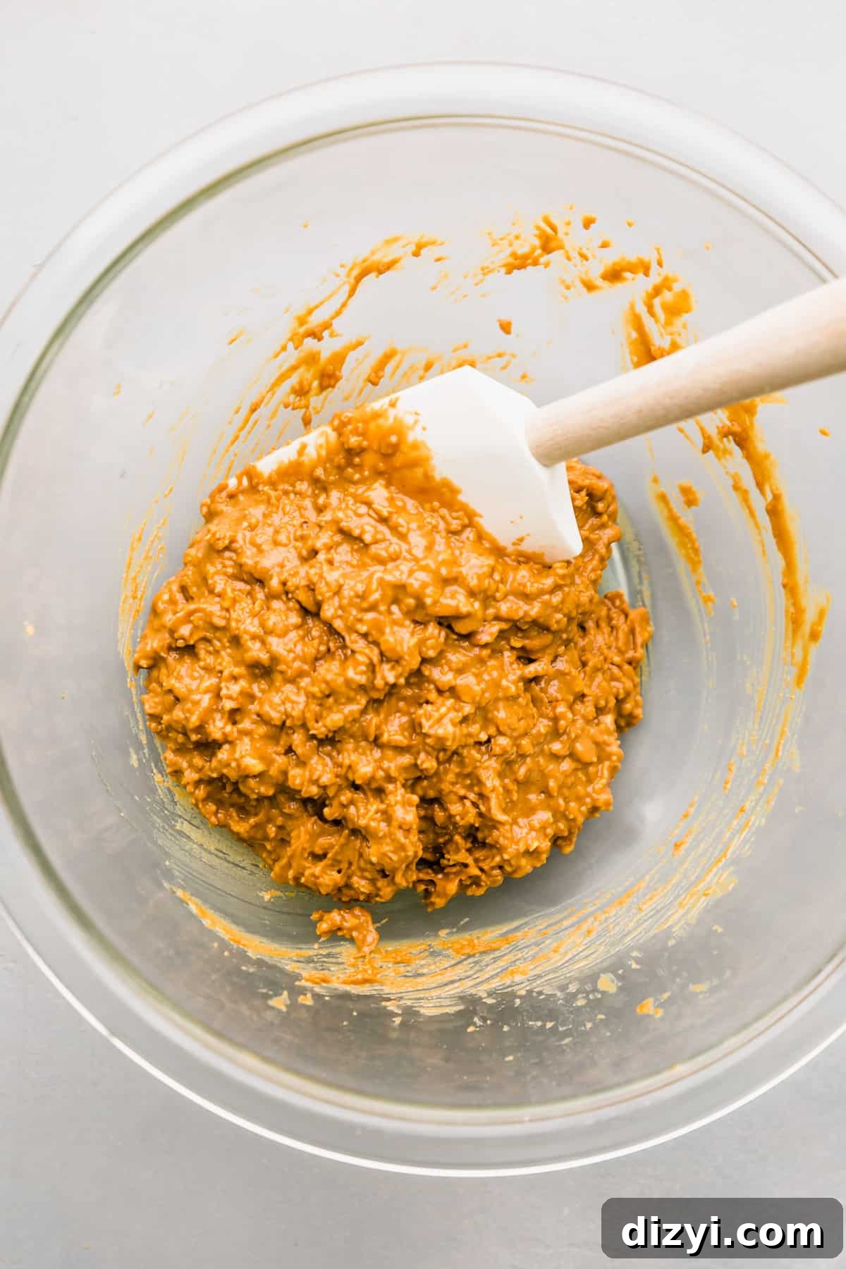 Easy No-Bake Butterfinger Bites