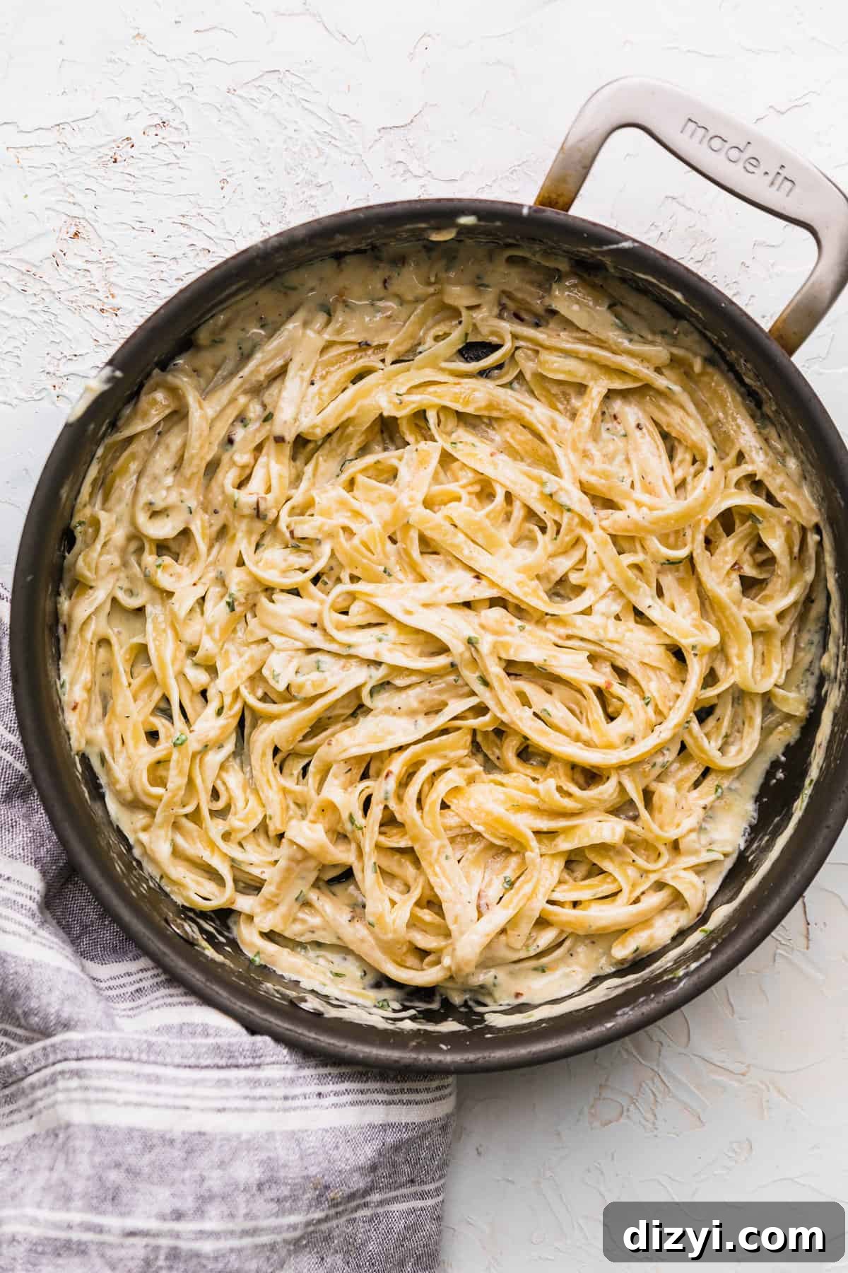 Fettuccine Alfredo with Parmesan Cream Sauce 7 Creamy Fettuccine Alfredo
