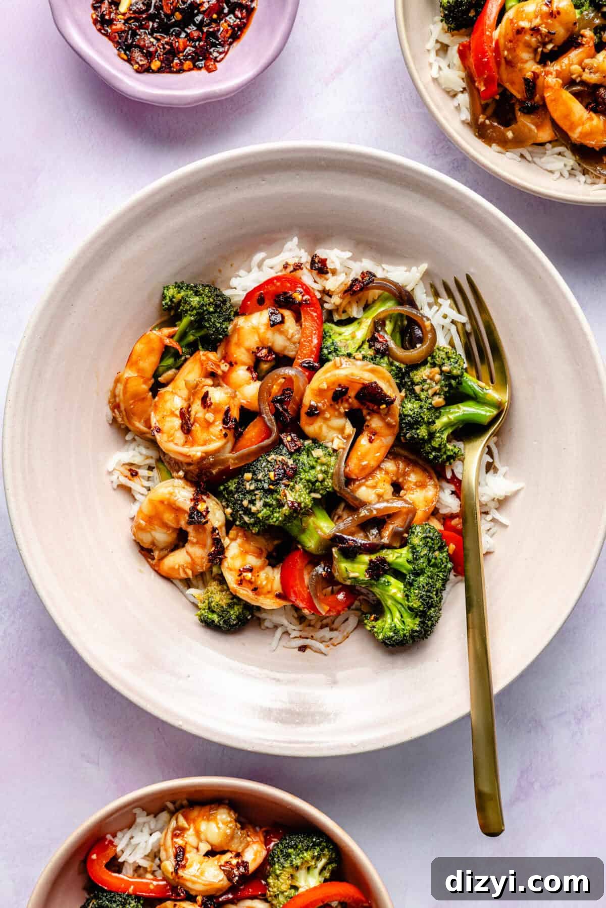 Garlic Shrimp Stir Fry in bowls