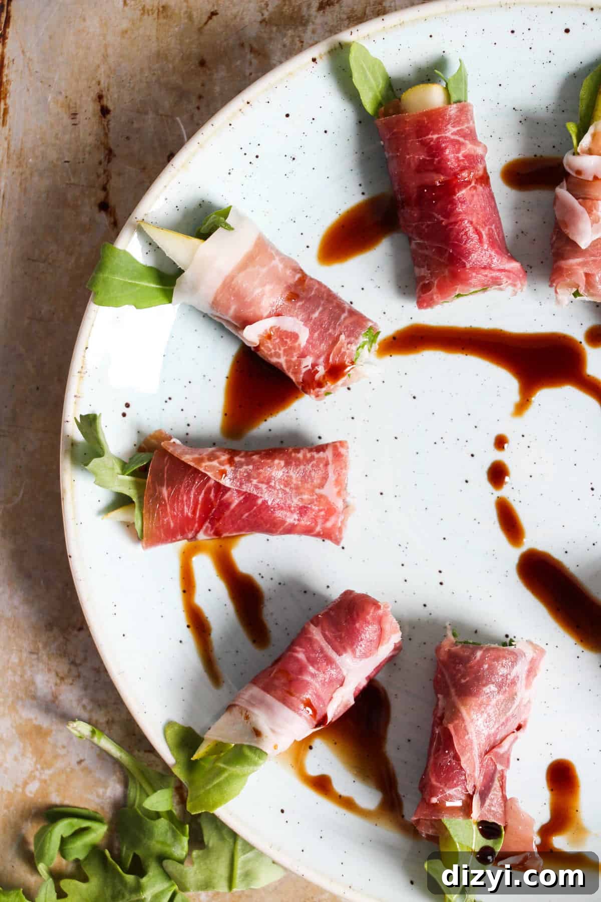 Prosciutto, Pear, and Arugula Rolls